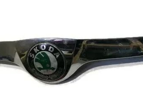 SKODA ROOMSTER GRILL ATRAPA ZDERZAKA MASKI PRZÓD 5J0853633A