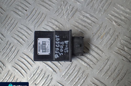 PRZEKAŹNIK MODUŁ ŚWIATEŁ 9663357180 PEUGEOT 3008