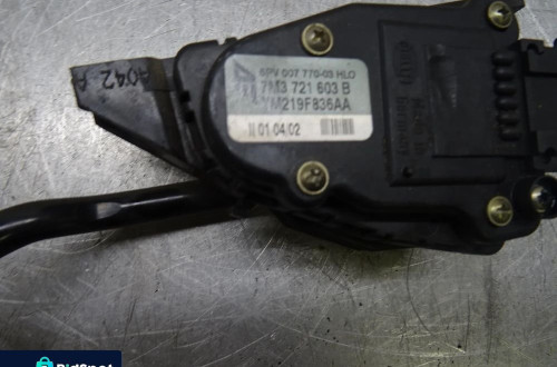 FORD GALAXY I LIFT 00-05 POTENCJOMERT GAZU 7M3721603B