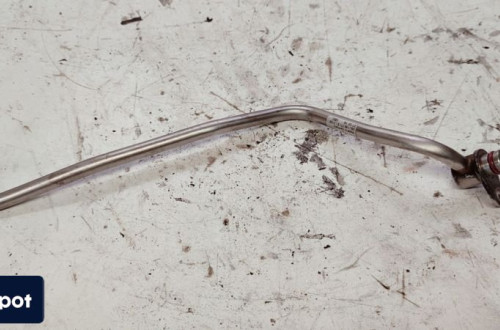 RURA PRZEWÓD SMAROWANIE TURBO A6 C8 A7 05L145771E