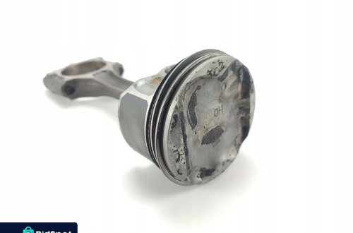 TŁOK KORBOWÓD DACIA DOKKER 1.6 SCE 102KM H4M738