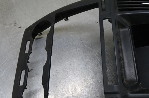 LAND ROVER FREELANDER II 06-11 2.2D RAMKA RADIA