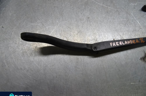 LAND ROVER FREELANDER II 06-11 2.2D RAMIONA WYCIERACZEK PRZEDNIE PRZÓD