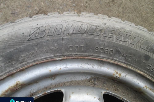 koła opony zimowe seat VW Golf passat 185/60R14 7,5mm Bridgestone