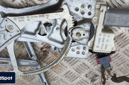 Opel Vectra C podnosnik silniczek szyby prawy przód 9178986 9178988