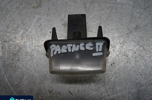 PEUGEOT PARTNER II 08-12 LAMPKA LAMPKI TABLICY REJESTRACYJNEJ
