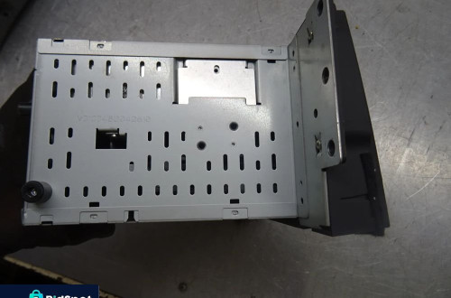 LAND ROVER FREELANDER II 06-11 2.2D RADIO RADIOODTWARZACZ