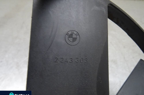 BMW E39 LIFT 00-03 2.0D WENTYLATOR WIATRAK CHŁODNICY 2243303