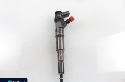 WTRYSKIWACZ BMW E46 320 D 0445110131