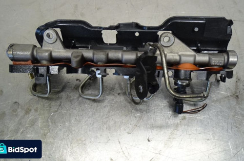 LISTWA WTRYSKOWA SUZUKI GRAND VITARA II 1.9DDiS 8200527247