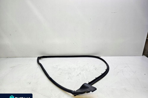 USZCZELKA DRZWI LEWY TYŁ AUDI A6 C7 4G0839717