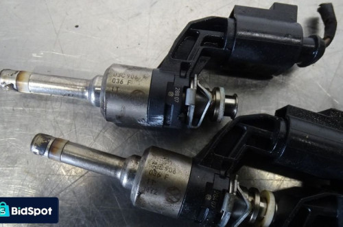 WTRYSK VOLKSWAGEN GOLF V 1.4TSI 03C906036F
