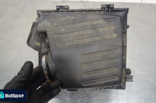 OBUDOWA FILTRA POWIETRZA OPEL INSIGNIA 2.0CDTI 55560889