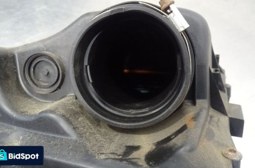 OBUDOWA FILTRA POWIETRZA OPEL INSIGNIA 2.0CDTI 55560889