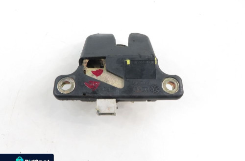 ZAMEK KLAPY AUDI A3 8L 8L0827505