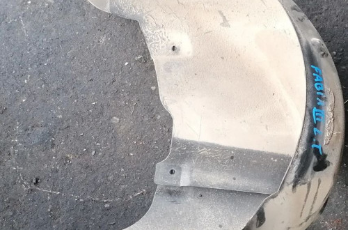 SKODA FABIA III 21r KOMBI NADKOLE LEWY TYŁ TYLNE