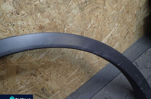 NAKŁADKA NA BŁOTNIK LISTWA PRAWY TYŁ VW TIGUAN 15-