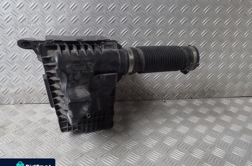 OBUDOWA FILTRA POWIETRZA RENAULT 821421455