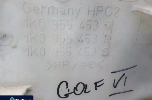 VOLKSWAGEN GOLF VI ZBIORNIK PŁYNU DO SPRYSKIWACZY