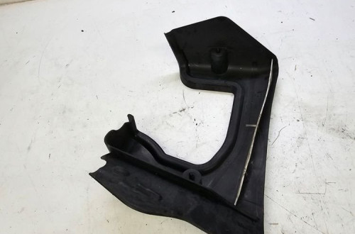 RYNNA PODSZYBIA AUDI A6 C8 4K1819979D