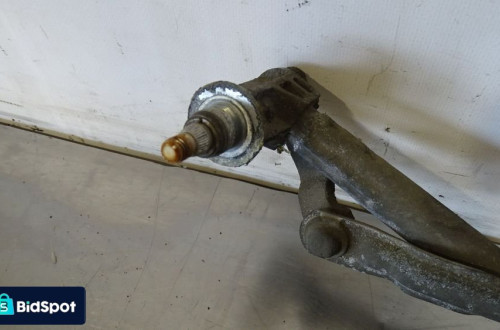 MECHANIZM WYCIERACZEK PRZÓD VOLKSWAGEN T4 2.4 701955113A