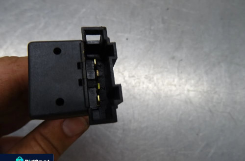 AUDI A3 8L HB 5D 96-00 CZUJNIK STOP STOPU