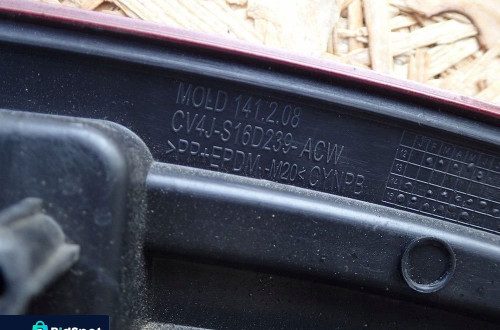 LISTWA NA BŁOTNIK LEWY PRZÓD FORD KUGA MK2 II LIFT