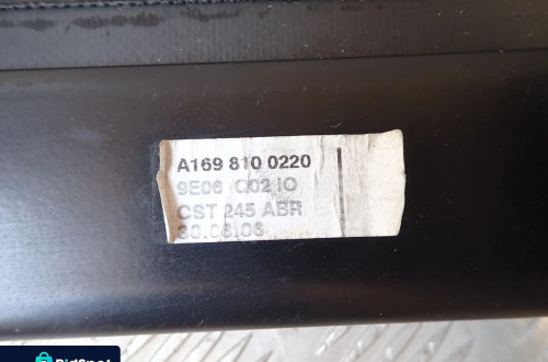 ROLETA BAGAŻNIKA MERCEDES A169 A1698100220