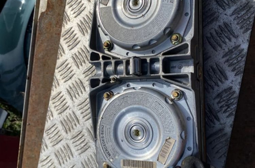 mercedes w124 poduszka powietrzna airbag pasazera 1244600068