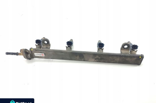 LISTWA WTRYSKOWA MITSUBISHI OUTLANDER I (01-06) 2.4 160KM 4G69