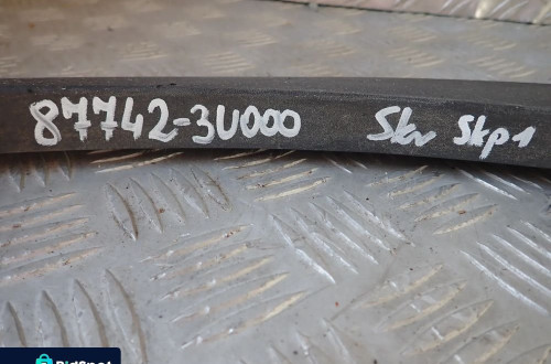 LISTWA BŁOTNIKA PRAWY TYŁ SPORTAGE III 87742-3U000