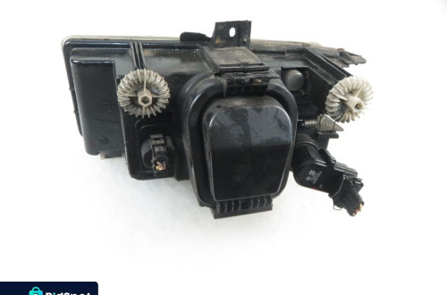 LAMPA PRAWA PRZEDNIA VW POLO CLASSIC 6K5941010P