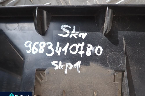 KIEROWNICA POWIETRZA PRAWA 9683410780 PEUGEOT 3008