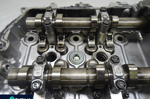SUBARU OUTBACK III LIFT 2.0D EE20Z GŁOWICA LEWA WAŁKI ZAWORY