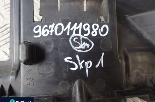 KIEROWNICA POWIETRZA 9670111980 PEUGEOT 5008 LEWA