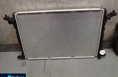Chłodnica wody klimatyzacji intercooler AUDI SQ7