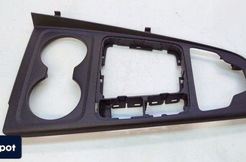 RAMKA TUNELU KONSOLI ŚRODKOWEJ AUDI A4 B9 A5 8W 8W1864241