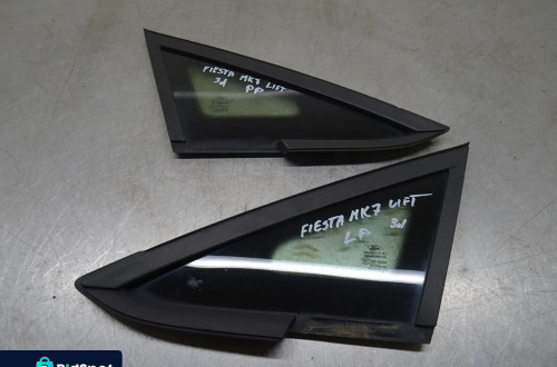 FORD FIESTA MK7 LIFT 12-17 1.6 TDCI SZYBA KAROSERYJNA LEWY PRZÓD