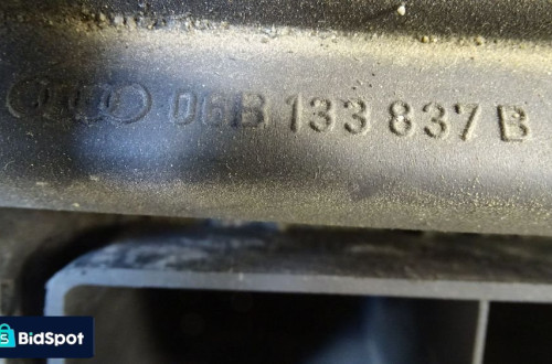 OBUDOWA FILTRA POWIETRZA AUDI A4 B5 1.8 06B133837B