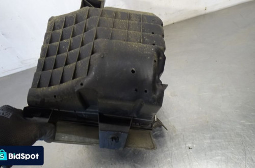 OBUDOWA FILTRA POWIETRZA AUDI A4 B5 1.8 06B133837B