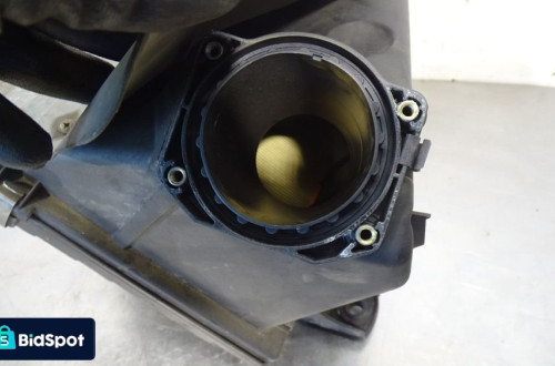 OBUDOWA FILTRA POWIETRZA AUDI A4 B5 1.8 06B133837B