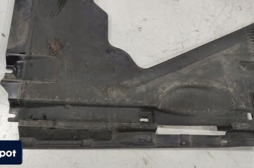 OSŁONA PODWOZIA PRAWY TYŁ AUDI A4 B9 8W0825216E