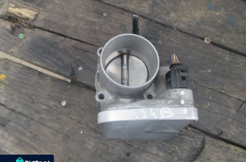 przepustnica Renault Scenic Megane 8200190230 8200171134B