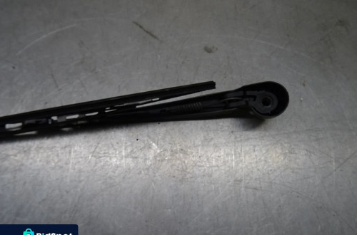 AUDI A3 8L HB 5D 96-00 RAMIĘ WYCIERACZKI TYŁ TYLNEJ