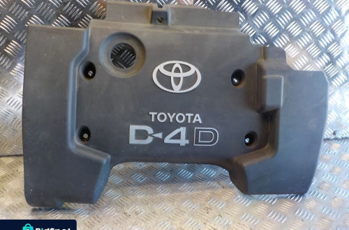 TOYOTA AVENSIS T25 POKRYWA OSŁONA SILNIKA