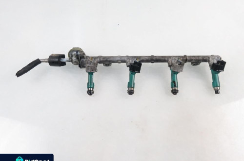LISTWA WTRYSKOWA TOYOTA RAV 4 III 2.0 4WD 2325028080