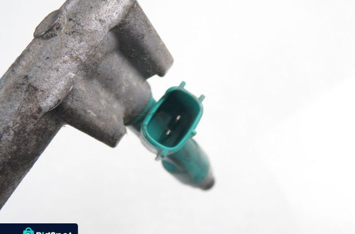 LISTWA WTRYSKOWA TOYOTA RAV 4 III 2.0 4WD 2325028080