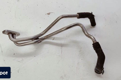 WĄŻ RURA RURKA WODY AUDI A4 A5 2.0 TDI 04L122157BC