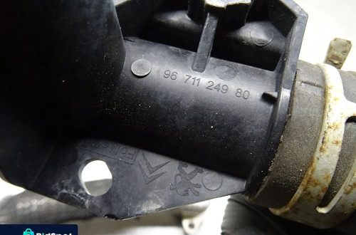 FORD FIESTA MK7 LIFT 12-17 1.6 TDCI RURA WĄŻ PRZEWÓD KRÓCIEC WODY 9671124980