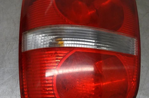 VW TOURAN I 03-05 1.9TDI LA7W LAMPA PRAWA LEWA TYŁ